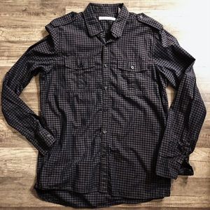 Kenneth Cole Men’s Buttondown